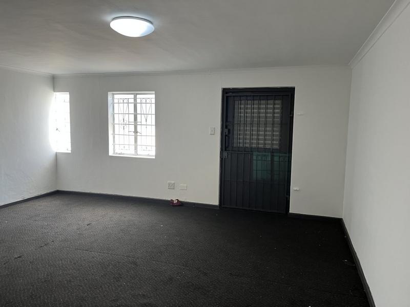 To Let commercial Property for Rent in Woodstock Western Cape